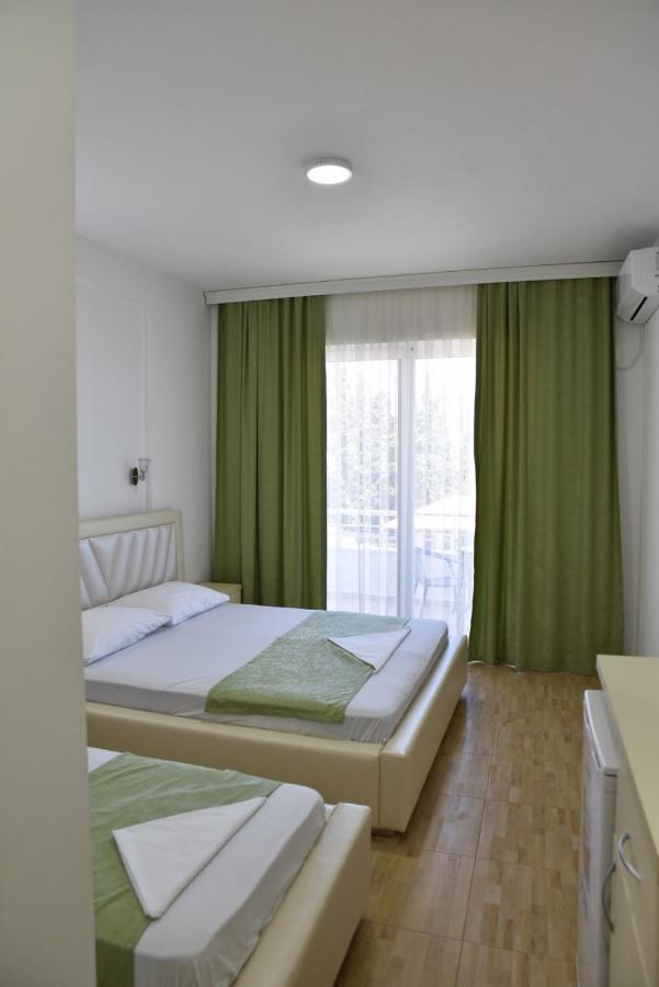 Apartments Fati & Flori Ulcinj Ngoại thất bức ảnh