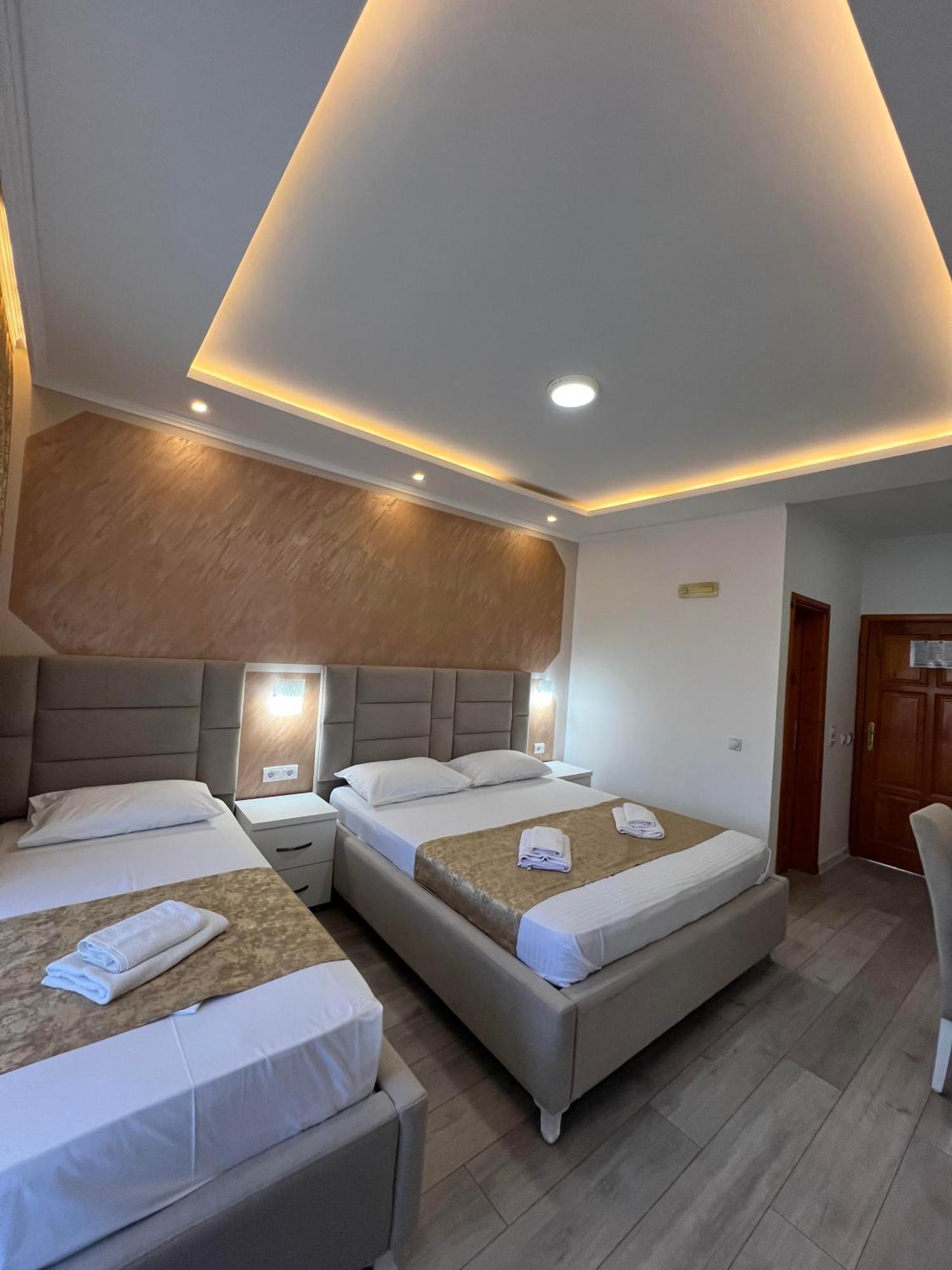 Apartments Fati & Flori Ulcinj Ngoại thất bức ảnh