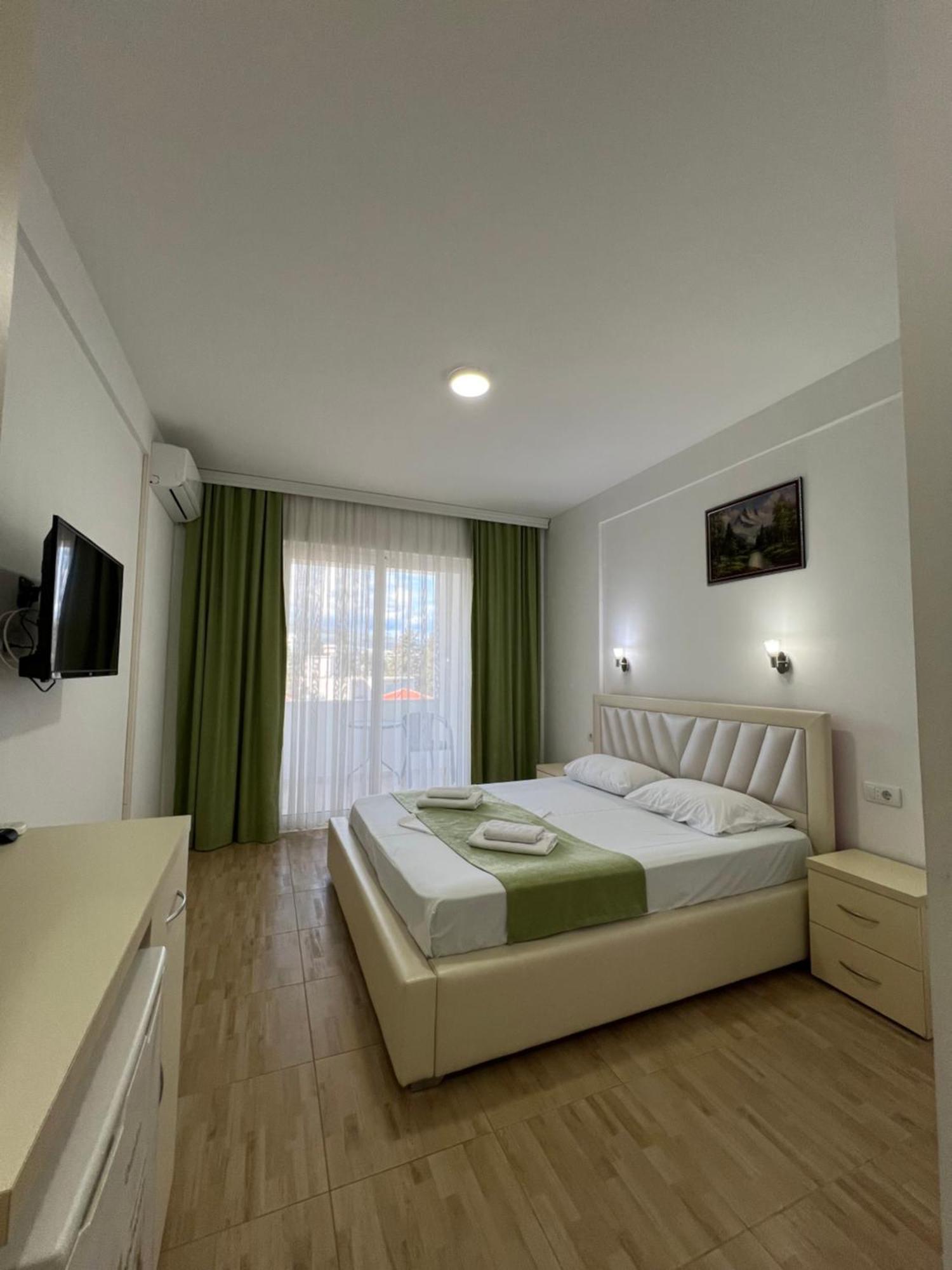Apartments Fati & Flori Ulcinj Ngoại thất bức ảnh