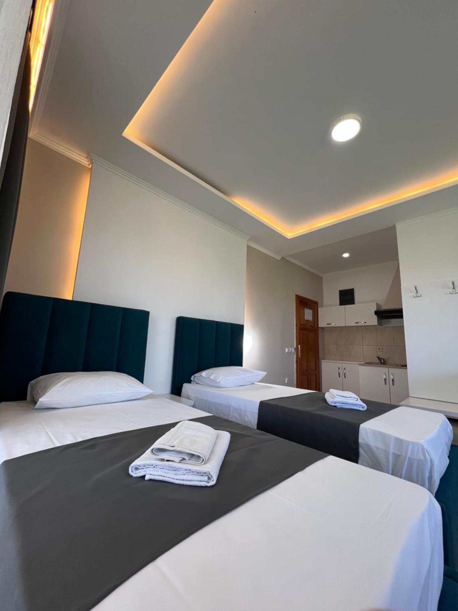 Apartments Fati & Flori Ulcinj Ngoại thất bức ảnh