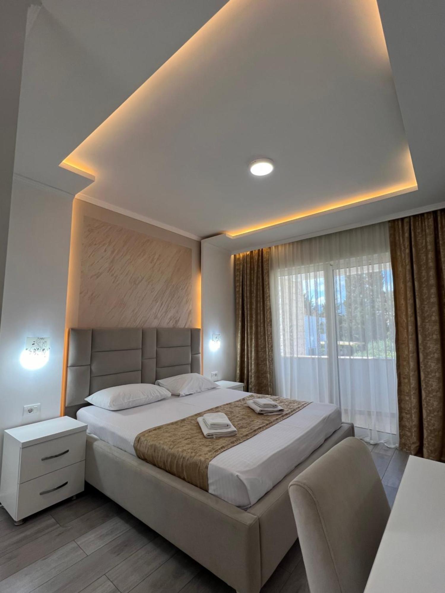 Apartments Fati & Flori Ulcinj Phòng bức ảnh